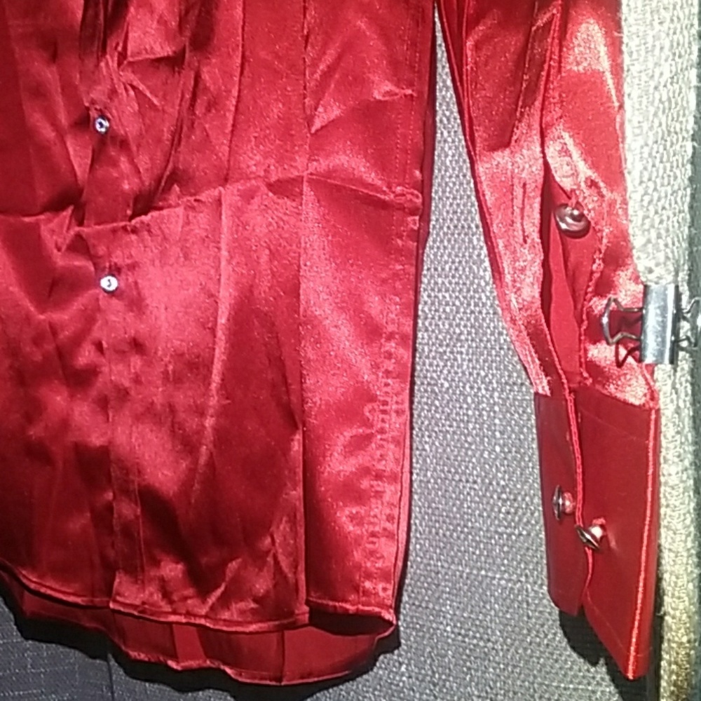 Blouse - Picture 7 of 8